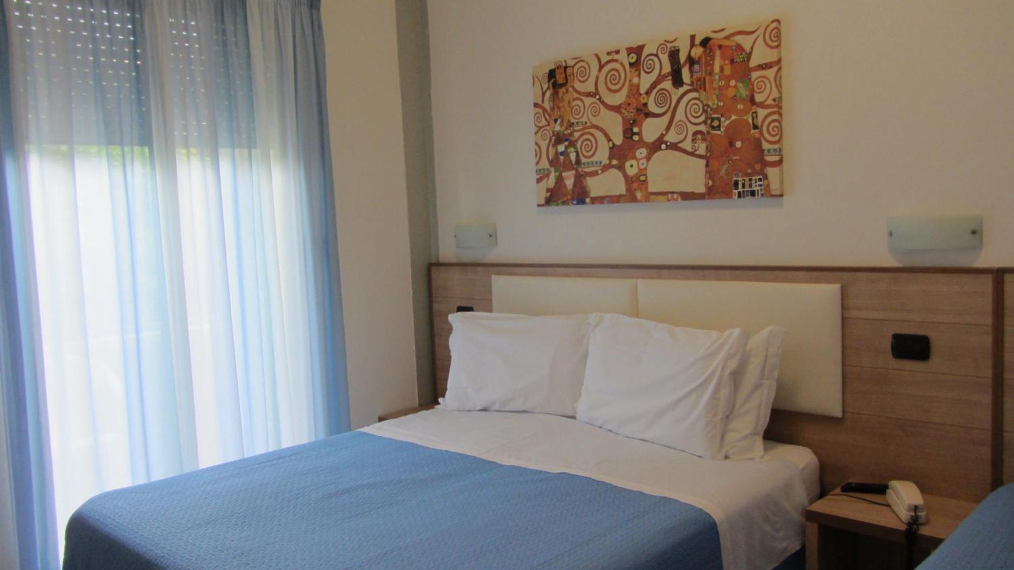 Hotel Betty Personal Style And Beach Village Rimini Exterior foto